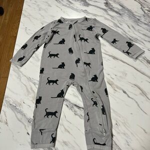 Kyte Baby Black Cat zippered romper